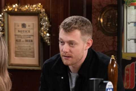 Coronation Street’s Justin star teases HUGE danger for Daniel Osbourne