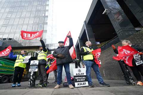 Strike action pushed the economy to the brink of recession at the end of 2022