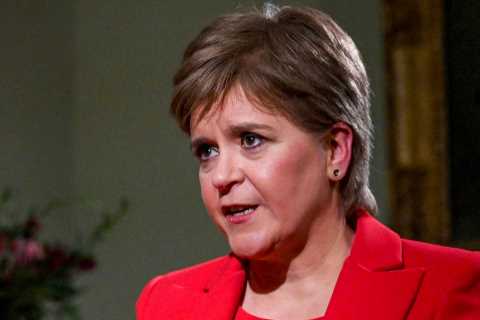 Home Office to send more Channel migrants to Scotland as “hypocrite” Nicola Sturgeon fails to house ..