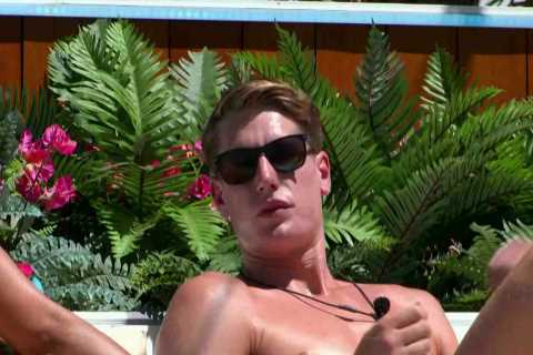 Love Island fans do a dramatic u-turn on show favourite