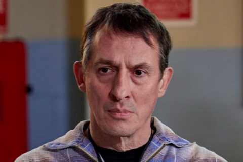 Secret Coronation Street terrorist exposed as Spider Nugent makes a deal