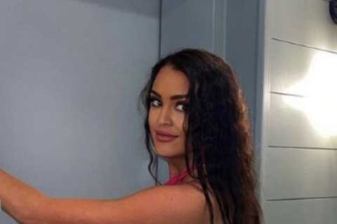 World’s sexiest tennis influencer Rachel Stuhlmann shows off sideboob in backless dress in racy..