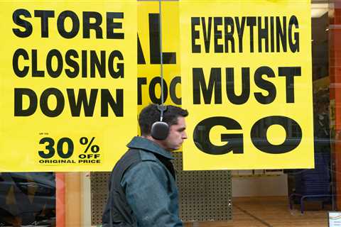 Major high street brand launches massive closing down discounts as shops set to close for good