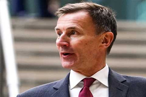 Energy prices will go up in April as planned, suggests Jeremy Hunt