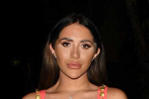 Towie stars get all glammed up for night out as they film new series in Thailand