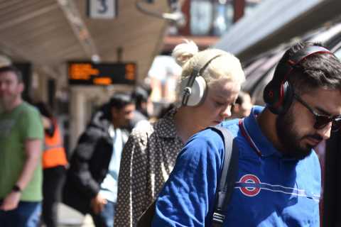 Train strikes CANCELLED after TSSA union members accept pay rise