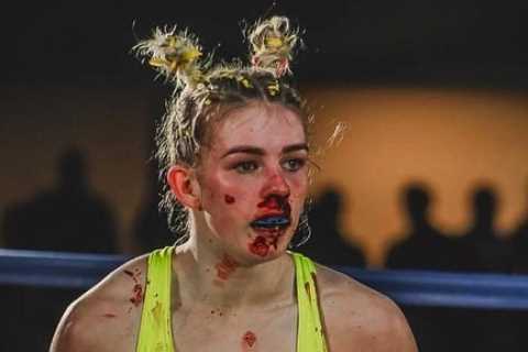 Meet OnlyFans and MMA star Sammy-Jo Luxton who’s set to make boxing debut on Floyd Mayweather..