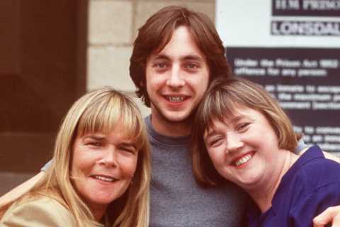 Birds of a Feather’s Garthy actor Matthew Savage is totally unrecognisable two decades after..