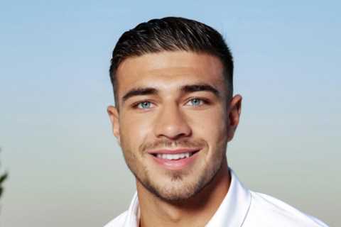 When did Tommy Fury start boxing and how is he related to Tyson Fury?