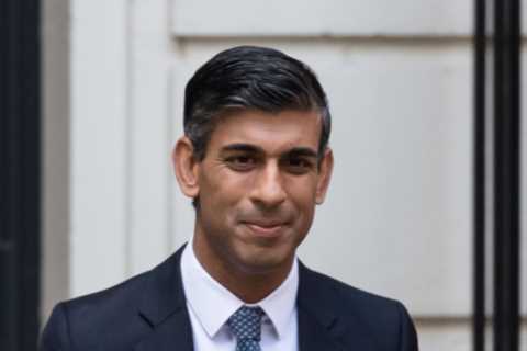 DUP MP warns Rishi Sunak there will be ‘no surrender’ to power-share with EU