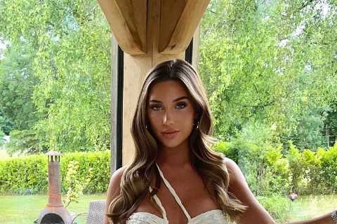 Inside new Love Island bombshell Rosie’s incredible all-white home with garden and pool as she..