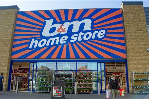 Which B&amp;M stores are closing down and are there sales on?