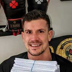 Meet the unknown super-popular British boxer who is out-selling world champions for tickets on way..