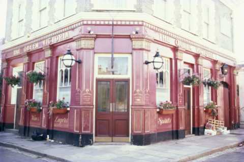 EastEnders fans spot wasted new set ahead of shock exit