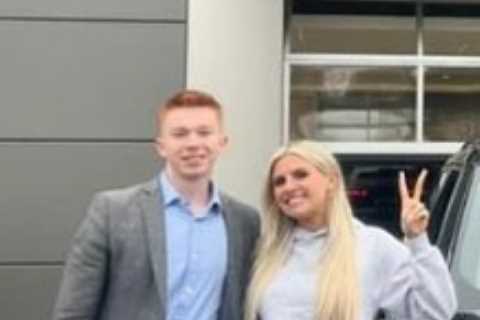 Love Island’s Chloe Burrows splashes out on £65k Range Rover