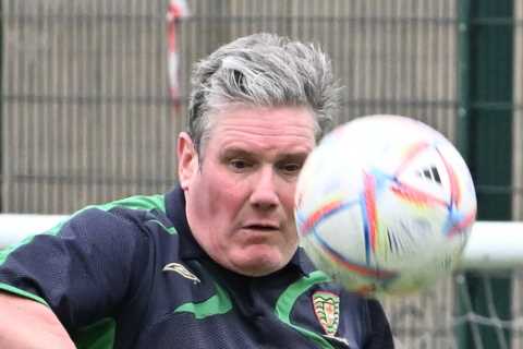 Labour leader Sir Keir Starmer ends up on the losing side during London kickabout