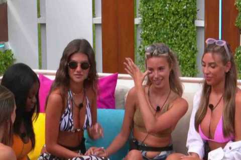 Furious Love Island viewers slam girls breakfast as ‘forced and fake’ saying they’re GASLIGHTING..