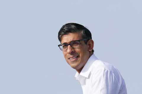 Rishi Sunak ‘plotting bailout’ of UK tech firms following collapse of Silicon Valley Bank with..