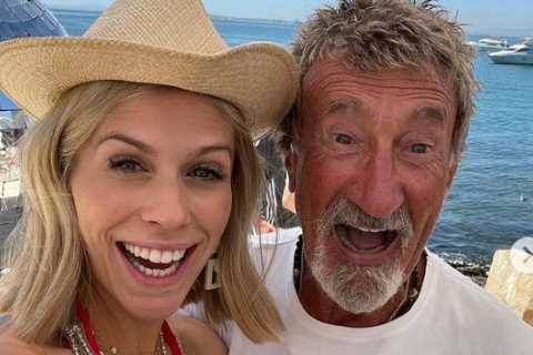 Escape to the Country star Nicki Shields dazzles fans in glam beach pics from set of new show