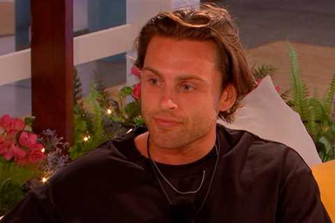 Love Island feud reignited as bombshell refuses to follow ex on Instagram ahead of explosive reunion