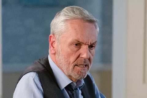 Rocky panics as Kathy Beale makes shock announcement in EastEnders