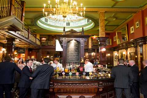 Rising energy bills threaten hundreds of pub closures amid lack of vital Government support