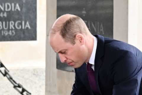 Prince William pays tribute at Tomb of Unknown Soldier as he visits Ukraine border in secret mission