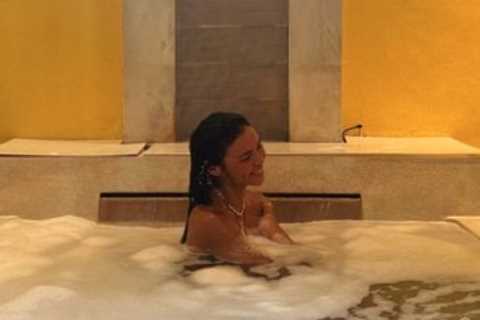 Dancing on Ice star Vanessa Bauer strips off for bubble bath on luxury trip to Thailand