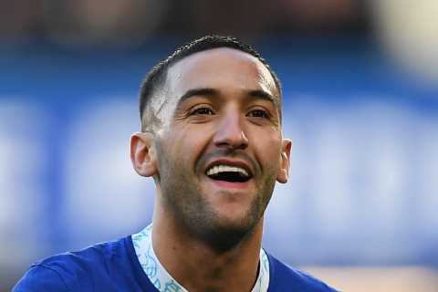 Hakim Ziyech ‘offers himself to Barcelona’ after fearing Chelsea’s transfer spree will knock him..