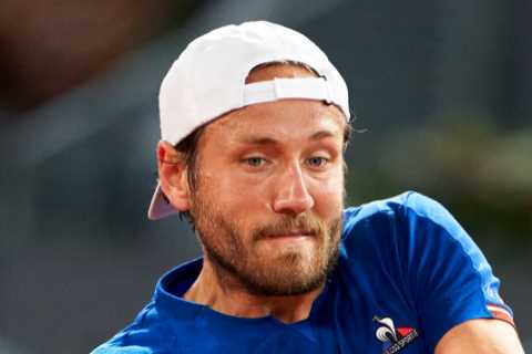 Alcohol and depression ruined my tennis career – I started to have a darker side and only slept one ..