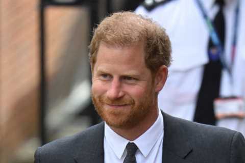 Prince Harry arrives for another day in court for privacy hearing flanked by security