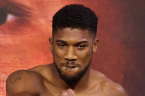 Tyson Fury fight against Anthony Joshua is ‘biggest in the world’ and clash could still happen amid ..
