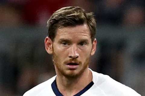 Ex-Tottenham star Jan Vertonghen says Premier League clubs need former stars in key roles like at..