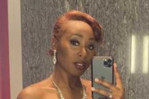 A Place in the Sun’s Scarlette Douglas dazzles fans with glam selfies in strapless gown