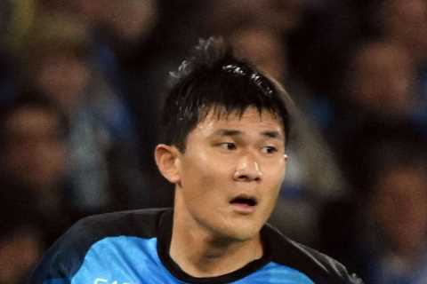 Man Utd transfer blow as arch-rivals ‘Liverpool steal march on top target Kim Min-jae with Napoli..