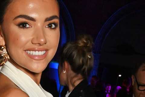 Love Island’s Samie goes braless in jaw-dropping backless dress at theatre awards