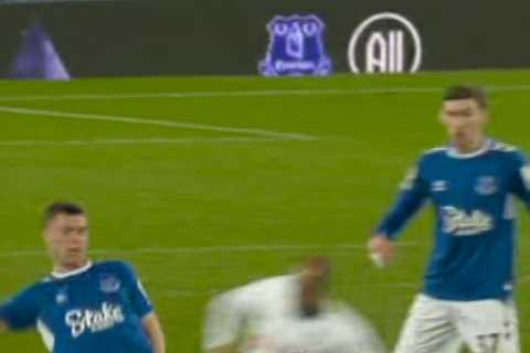 Lucas Moura releases public apology to Michael Keane and reveals he spoke to him after Tottenham’s..