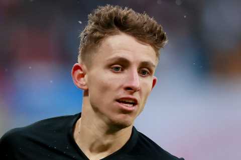 Arsenal make contact over Jesper Lindstrom transfer with Eintracht Frankfurt demanding £35m fee for ..