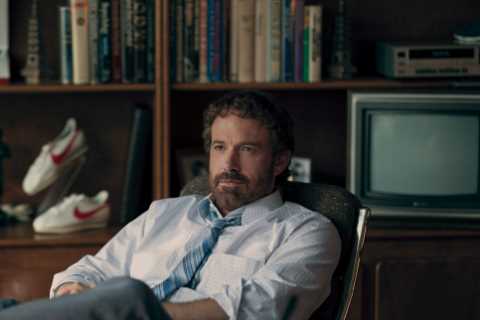 Hoping to Draw Moviegoers and Filmmakers, Amazon Heads to Theaters