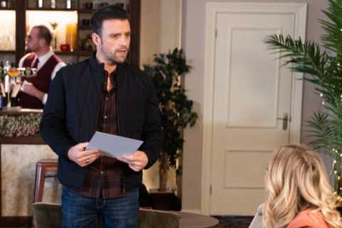 Damon Hay reveals surprising plan in Coronation Street