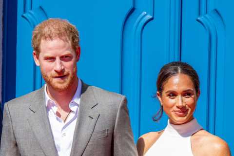 Stripping Prince Harry &amp; Meghan Markle of royal titles ‘discussed at highest level’ as Palace..
