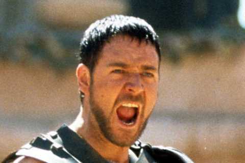 Russell Crowe reveals the strange name he called his Gladiator costume