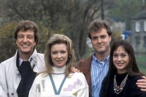 Who played Frank Tate in Emmerdale?