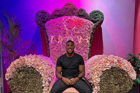 Anthony Joshua sits on huge throne at Dubai restaurant as he enjoys some time off after fight delay ..