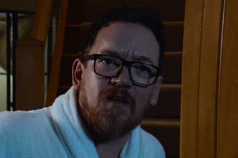 Coronation Street fans have a burning question as mystery visitor leaves Rufus stunned