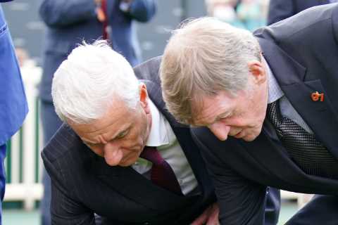 Sir Kenny Dalglish &amp; Ian Rush lay wreath at Aintree for 34th anniversary of Hillsborough..