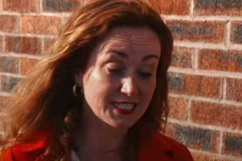 Homes Under the Hammer’s Martel Maxwell breaks down in tears in after ‘awful and exhausting’..