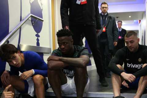 Fans say ‘Roy Keane won’t be happy’ as they spot Chelsea and Real Madrid stars sitting together in..