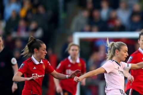 Manchester United 1 Arsenal 0: England skipper Leah Williamson suffers injury as Red Devils..