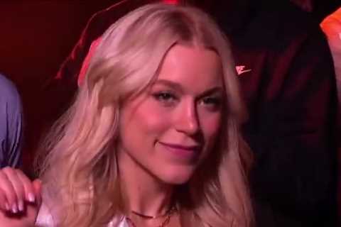 Watch OnlyFans-star-turned-boxer Elle Brooke strip down to bikini before trying to KISS opponent at ..